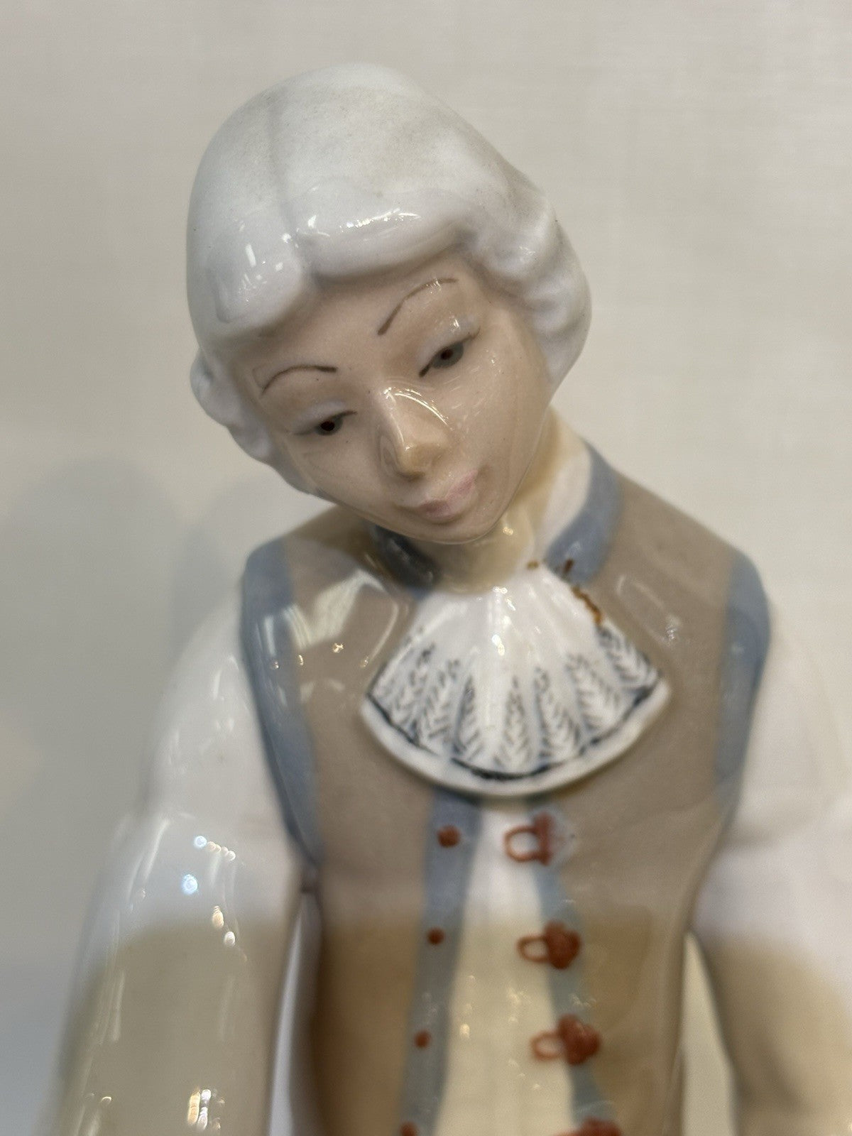 Casades Spain 'Painter' Porcelain Figurine Hand Painted, 9”