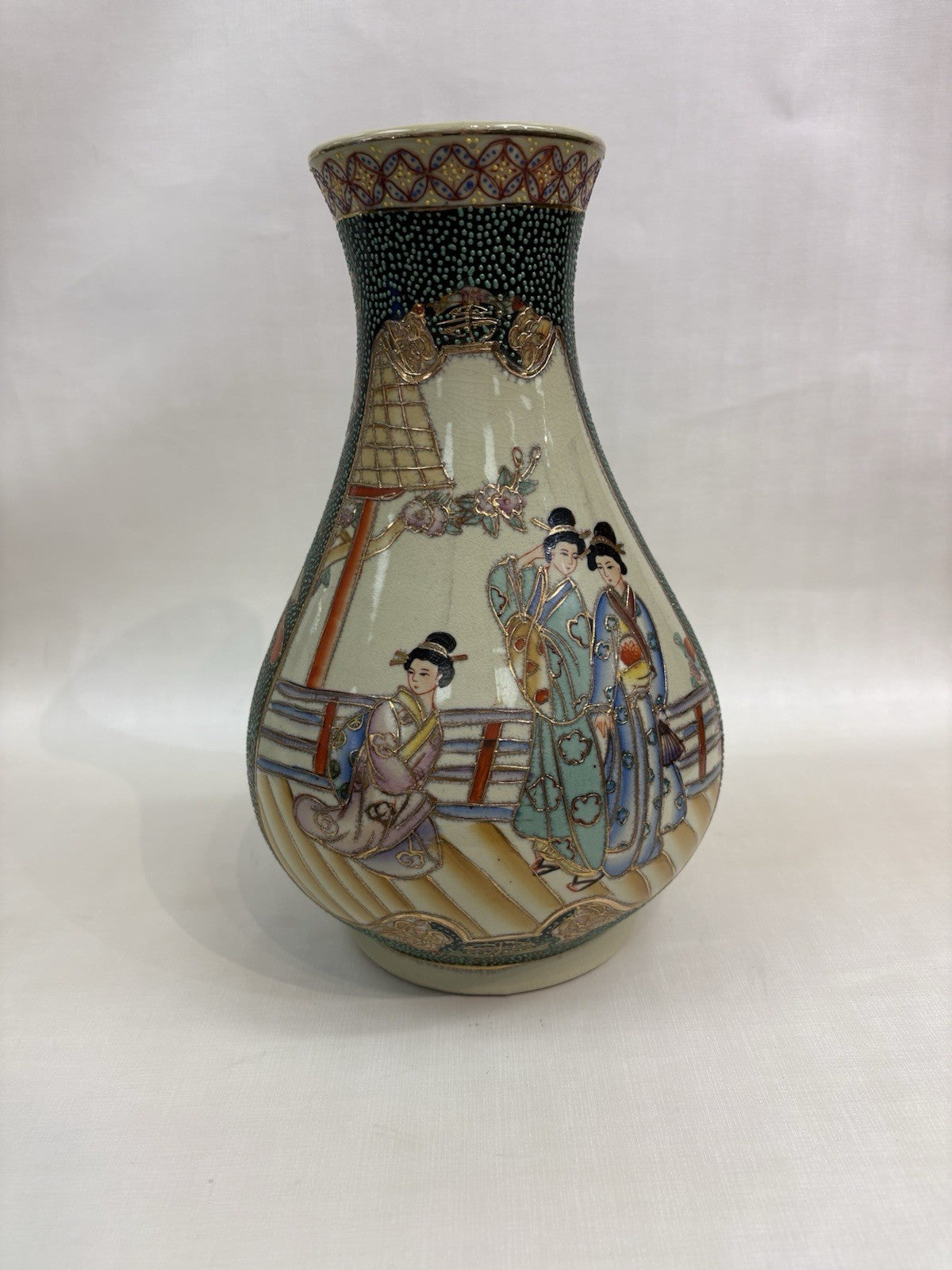 Vintage Chinese Porcelain Hand-Painted Vase 12”  Beautiful Design
