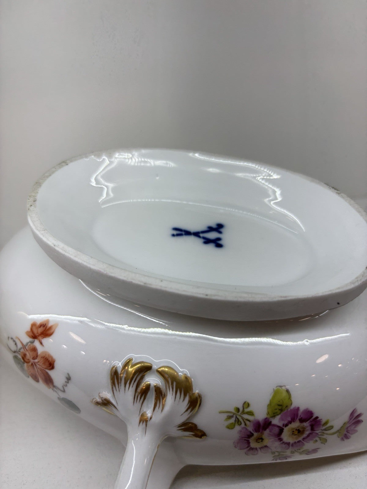 Meissen Porcelains Handled Gravy Sauce Boat Floral Pattern Vintage Signed