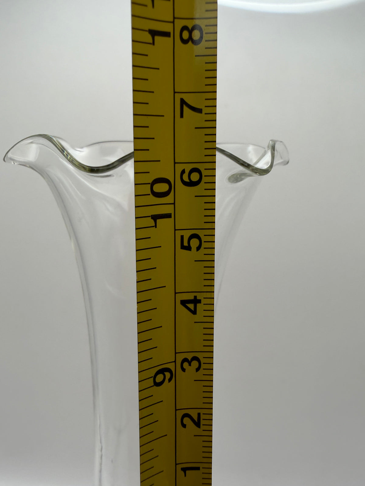 Vintage Yarden Silversmiths Sterling Weighted Etched Bud Vase.
