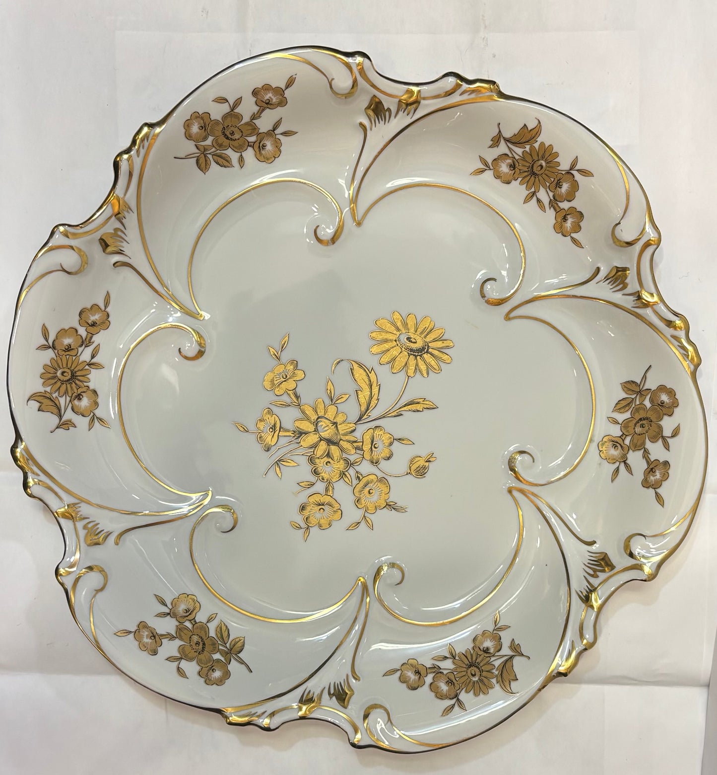 Vintage JLMENAU Graf Von HENNEBERG Germany Heavy Gold FLORAL 11 3/4d Platter