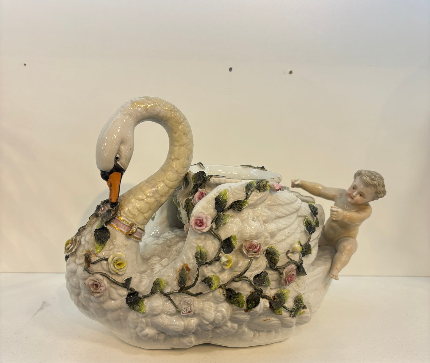 Swan & cherub