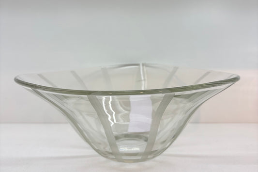 Art glass bowl