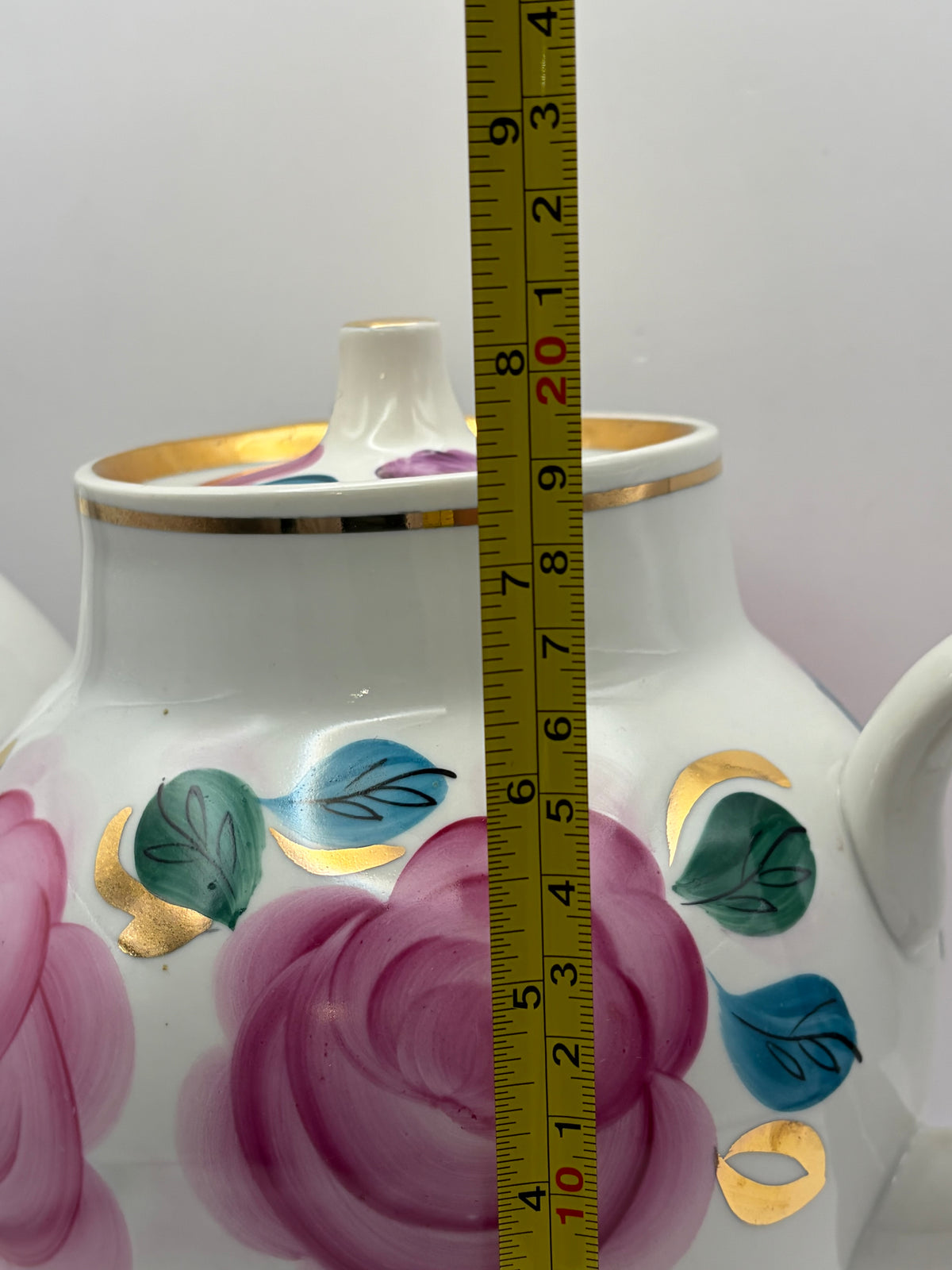 Ceramic Tea Pot Floral Rose White Pink Purple Gold Trim Lid Handle 4 Cup