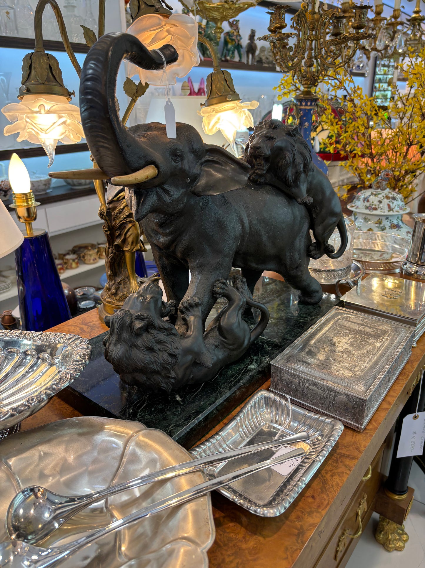 Elephant with lions Bronze statue.