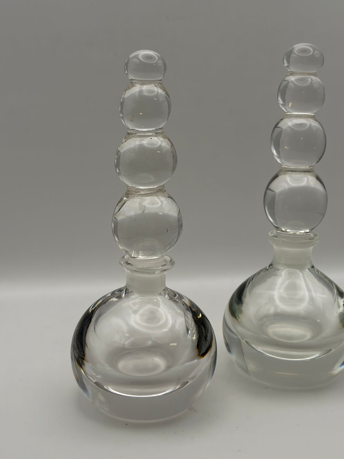 2 Pack Clear Glass Decorative Bottles w/ Bubble-Style Stoppers, 6 in Tall