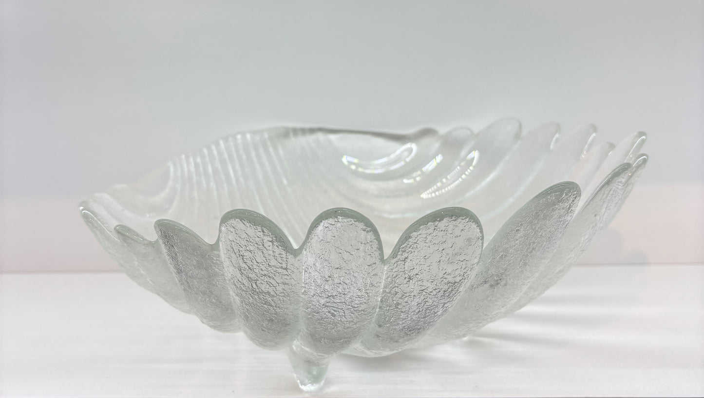 Vintage Anchor Hocking Shell Shaped Footed Glass Bowls