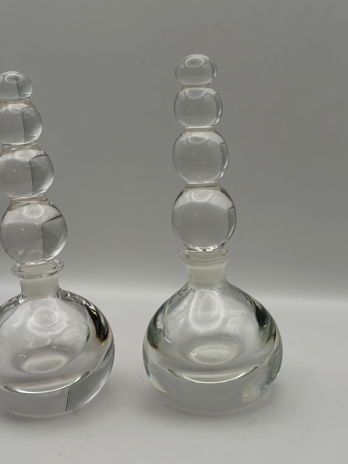 2 Pack Clear Glass Decorative Bottles w/ Bubble-Style Stoppers, 6 in Tall