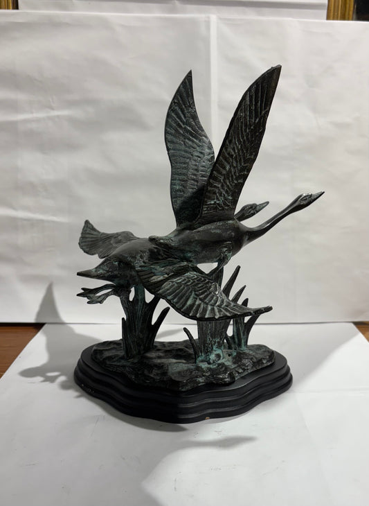 Beautiful Gatco Solid Brass Statue - 2 Birds Flying on Wood Base